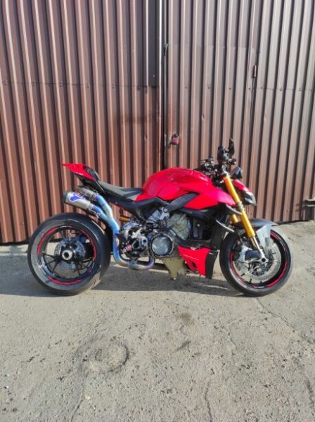 Ducati Streetfighter V4s, 2021 г.