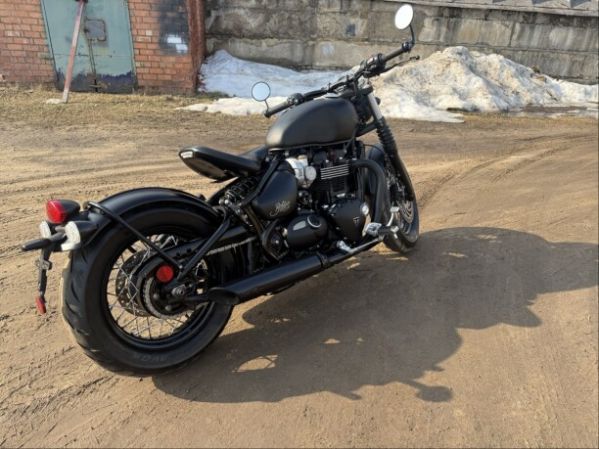 Triumph Bonneville Bobber Black, 2020 г.