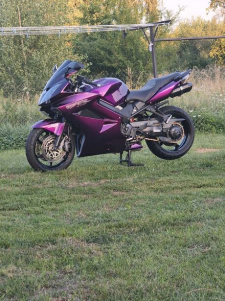 Honda VFR, 2002 г.
