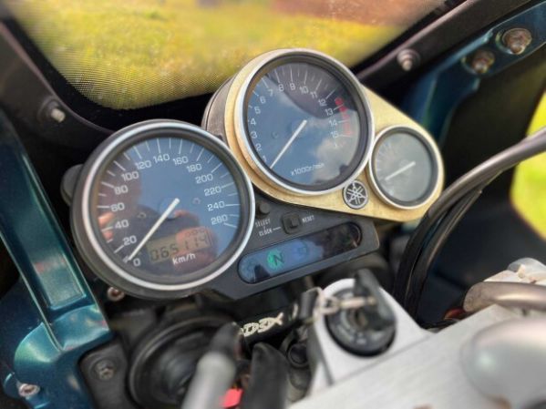 Yamaha FZS, 2000 г.