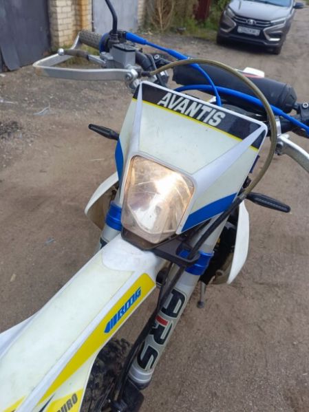 Avantis Enduro 250 Дизайн husqwarna, подвески ARS., 2020 г.