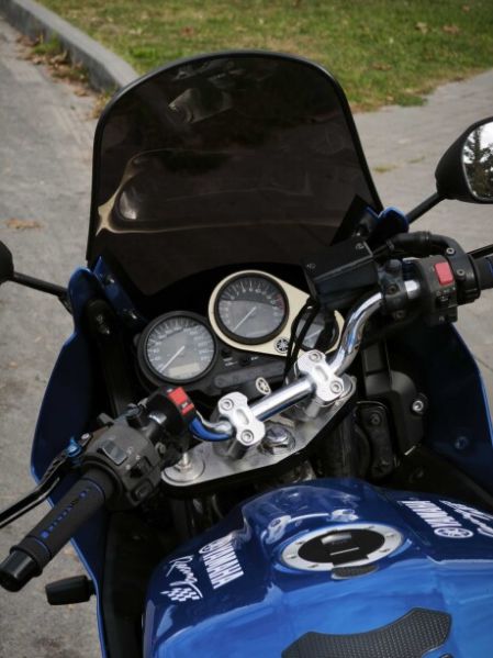 Yamaha FZS, 1999 г.