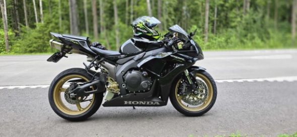 Honda CBR 1000rr, 2006 г.