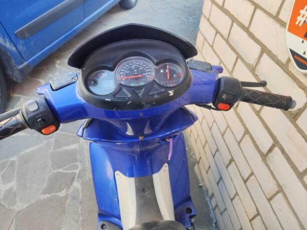 Yamaha Majesty MBK THUNDER MAXSTER, 2003 г.