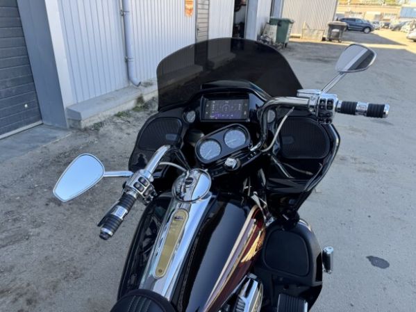 Harley-Davidson CVO Road Glide 120 Anniversary Limited, 2023 г.