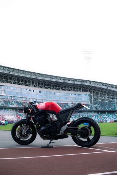 Suzuki GSF, 1995 г.