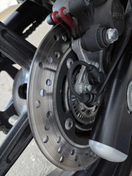 Suzuki SFV Gladius, 2015 г.