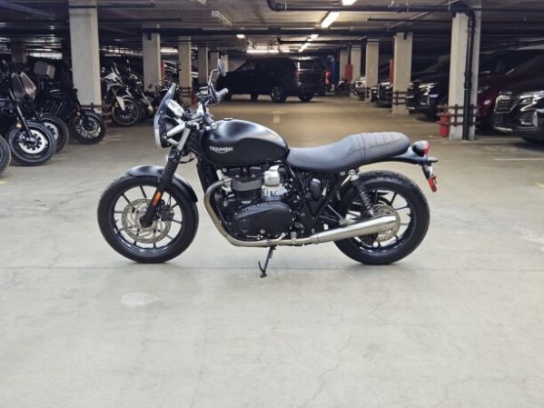 Triumph Street Twin, 2016 г.