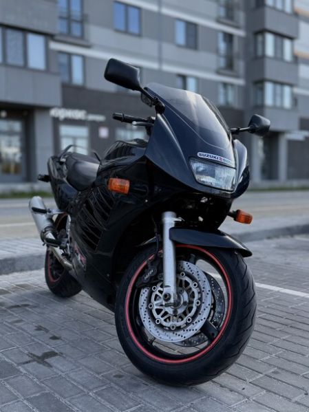 Suzuki RF, 1996 г.