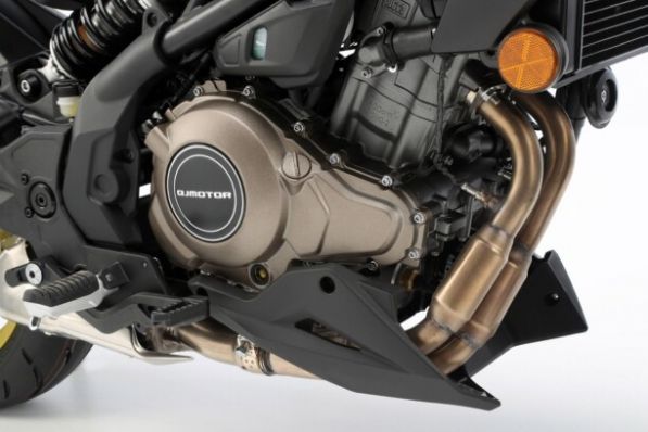 QJ MOTOR SRK 400, 2026 г.