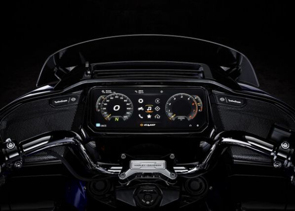 Harley-Davidson Road Glide CVO, 2025 г.