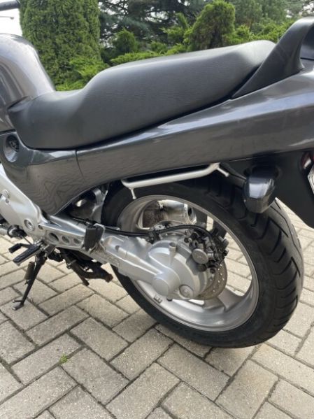 Honda NTV, 1990 г.