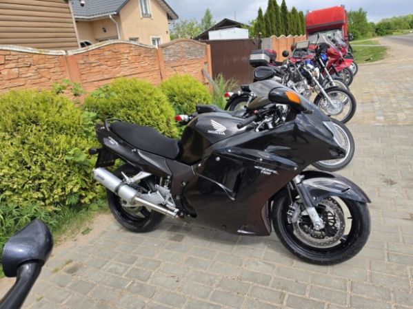 Honda CBR Хх, 1999 г.