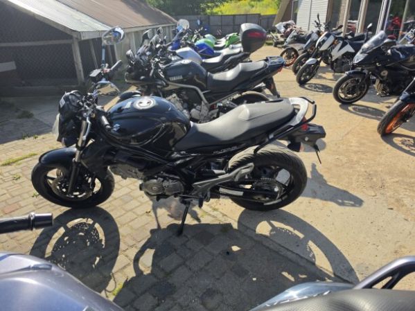 Suzuki SFV, 2012 г.