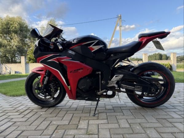 Honda CBR 1000rr, 2008 г.