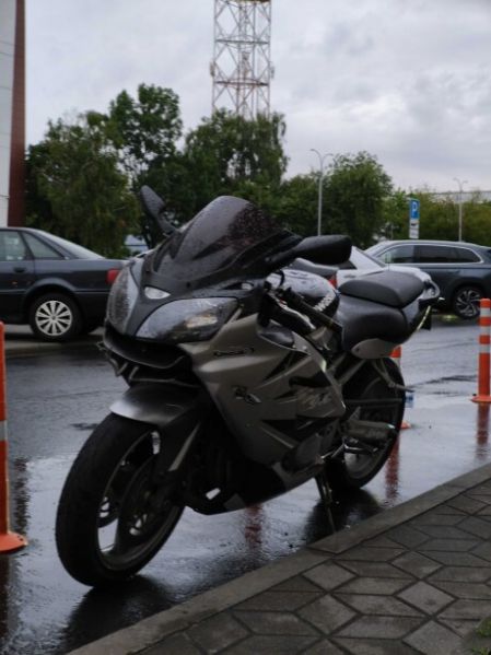 Kawasaki ZXR, 2000 г.