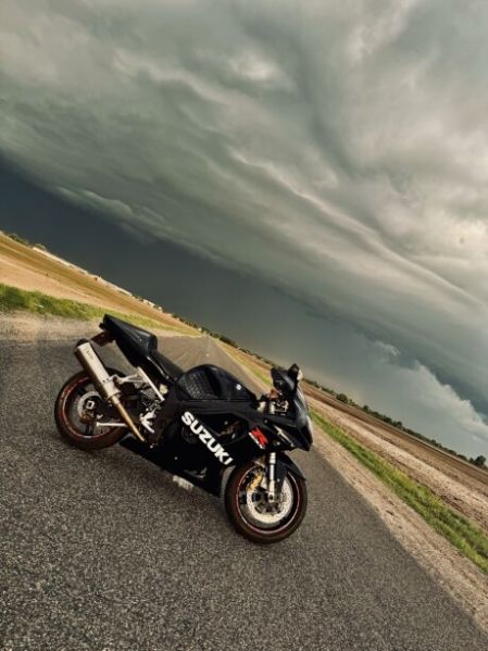 Suzuki GSX-R, 2001 г.