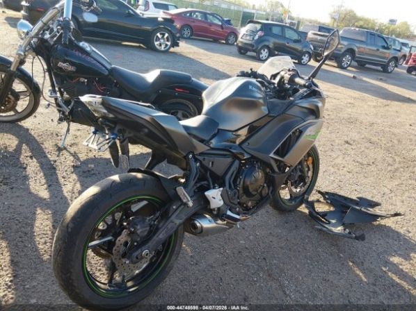  EX 650