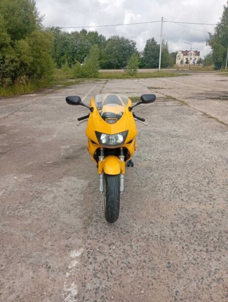 Honda VTR, 1998 г.