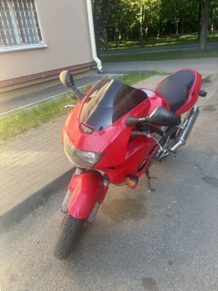 Honda VTR, 1998 г.