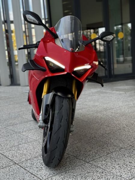 Ducati Superbike Panigale V4S, 2020 г.