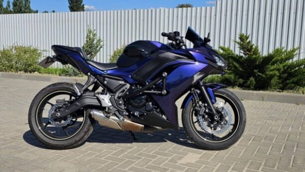  EX 650P