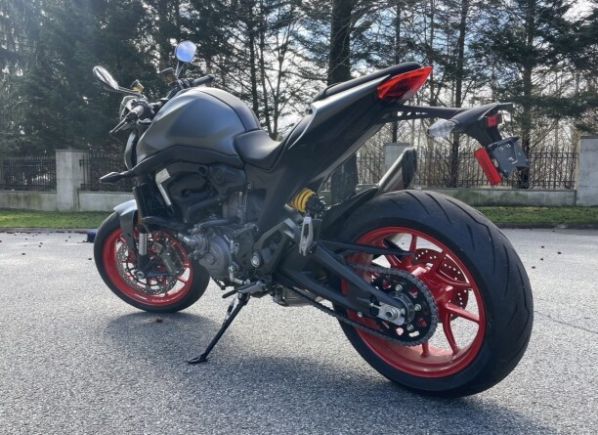 Ducati Monster, 2021 г.