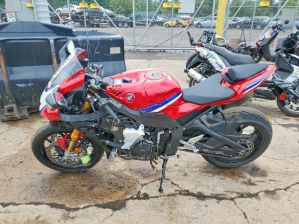 Honda CBR 1000RR Sport Production, 2025 г.