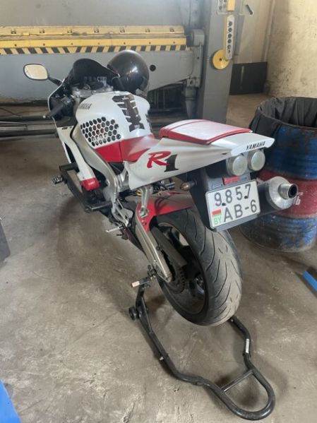 Yamaha YZF, 1998 г.