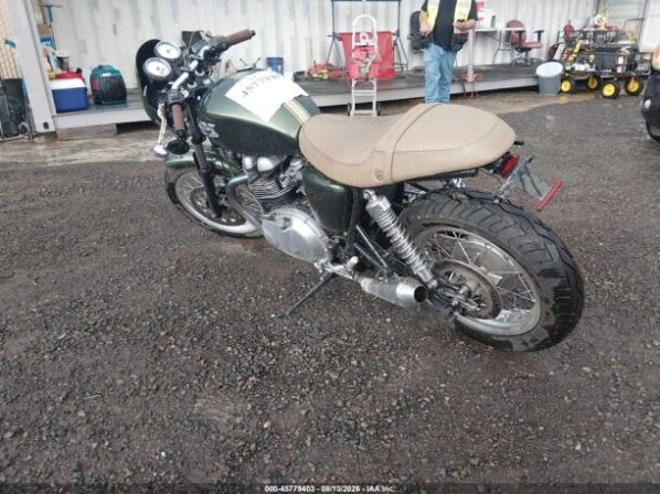 Triumph Thruxton 900, 2016 г.