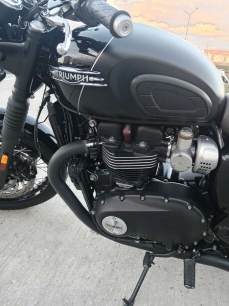 Triumph Bonneville, 2023 г.