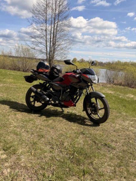 BAJAJ Pulsar, 2024 г.