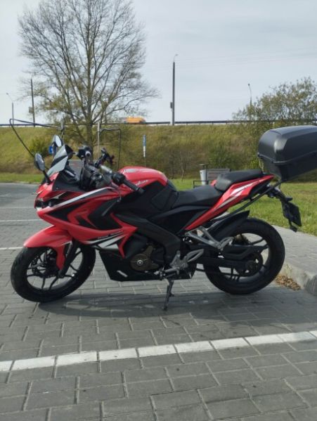 BAJAJ Pulsar RS 200, 2016 г.