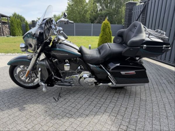 Harley-Davidson CVO FLHTKSE, 2015 г.
