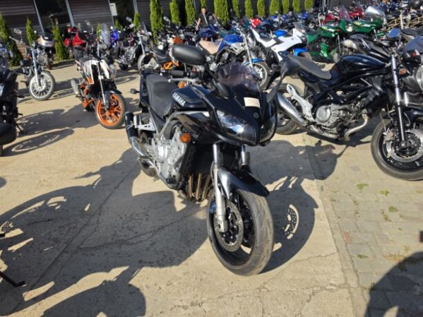 Yamaha FZS 1000, 2002 г.