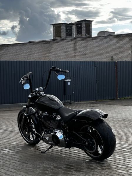 Harley-Davidson Breakout, 2018 г.