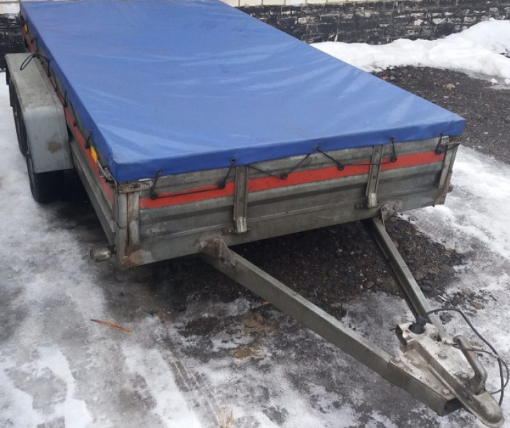 Взять в прокат Прицеп двухосны 3,0 х 1,5 м