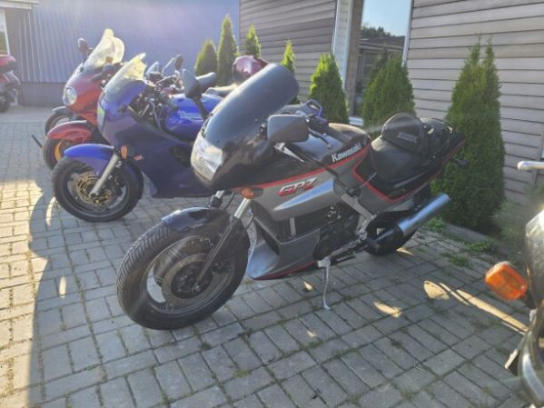 Kawasaki GPZ, 1992 г.