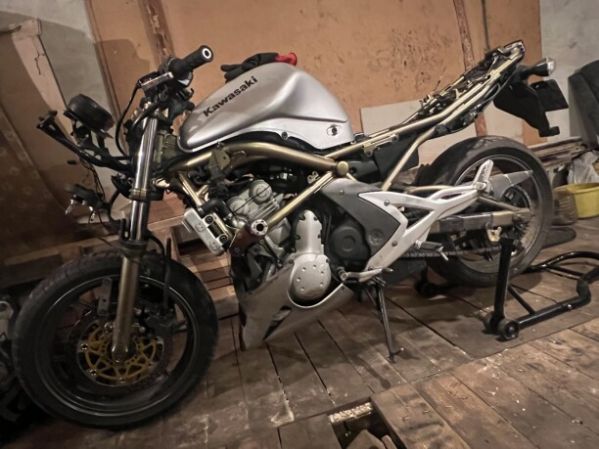 Kawasaki ER ER6-F, 2006 г.