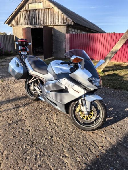 Aprilia RST 1000 FUTURA, 2002 г.
