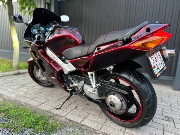 Honda VFR 800 5 поколение, 2002 г.