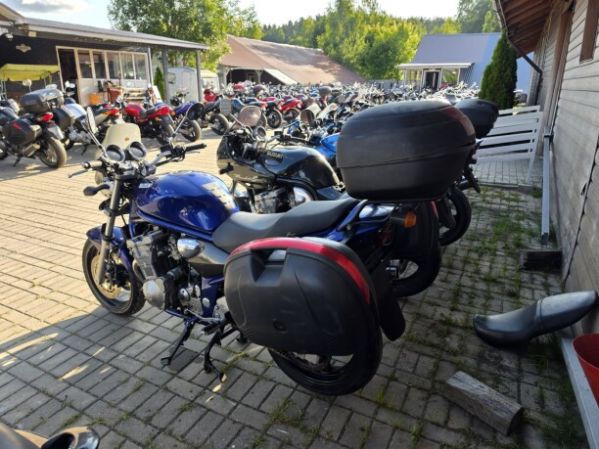 Suzuki Bandit, 2001 г.