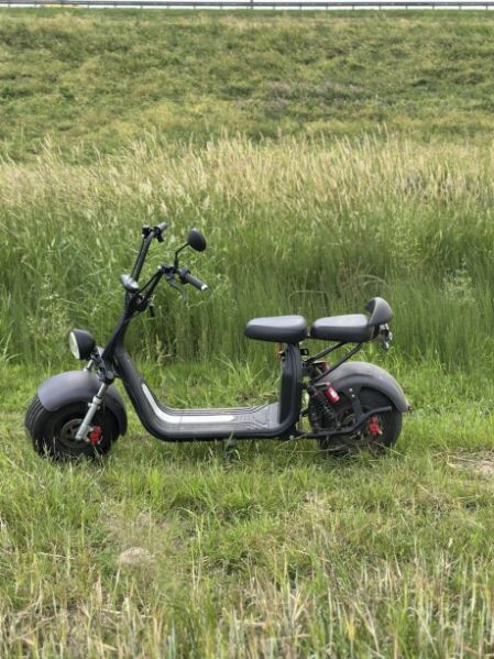 VOLT EZZY Электроскутер, 2025 г.