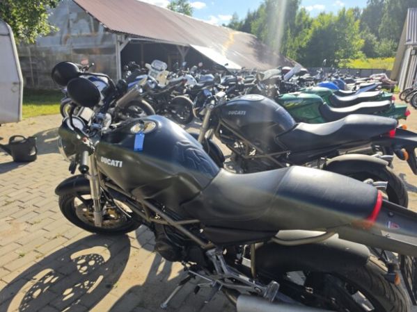 Ducati Monster, 2000 г.