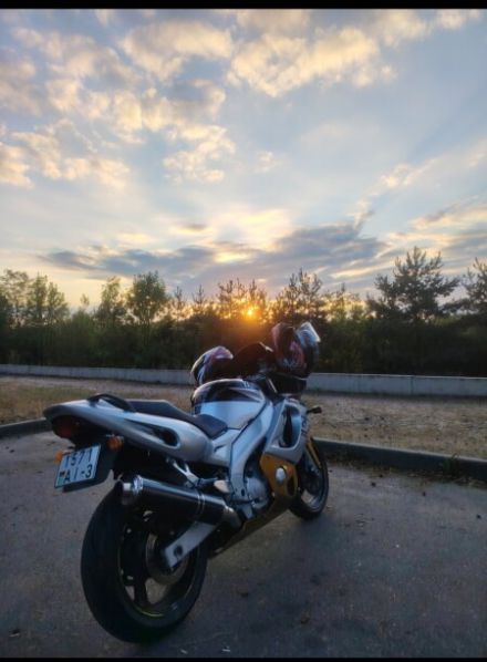 Yamaha YZF, 2001 г.