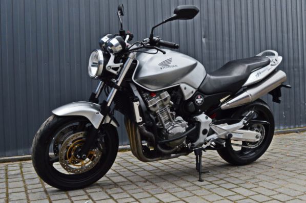 Honda CB 900 Hornet, 2004 г.