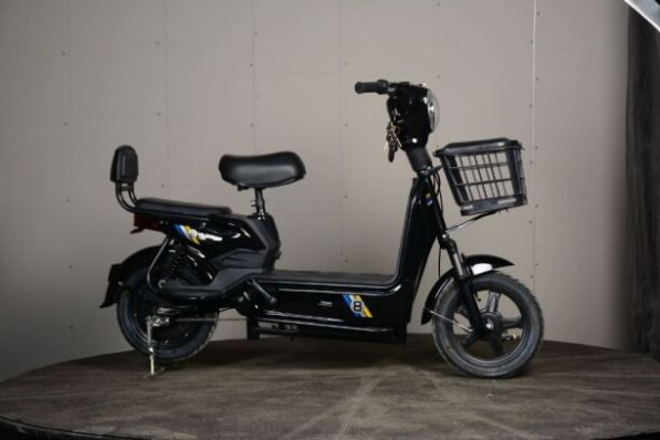 Эксклюзив Редкая модель Volt Ezzy 500w, 2024 г.