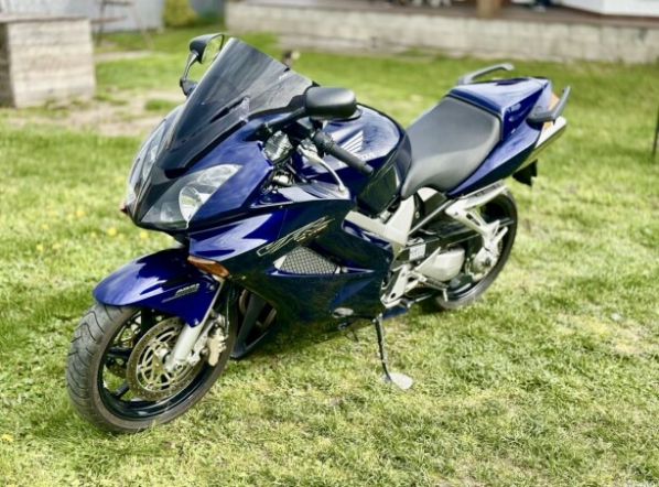 Honda VFR 800 с ABS, 2004 г.
