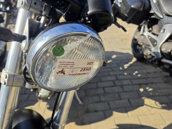 Ducati Monster, 2000 г.