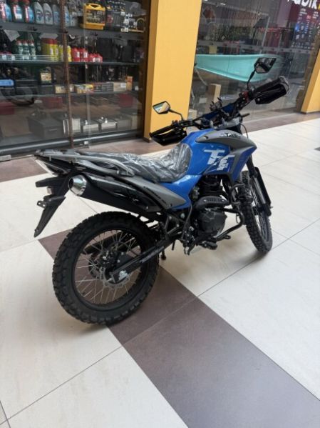 Ataki CROSSER 300, 2025 г.